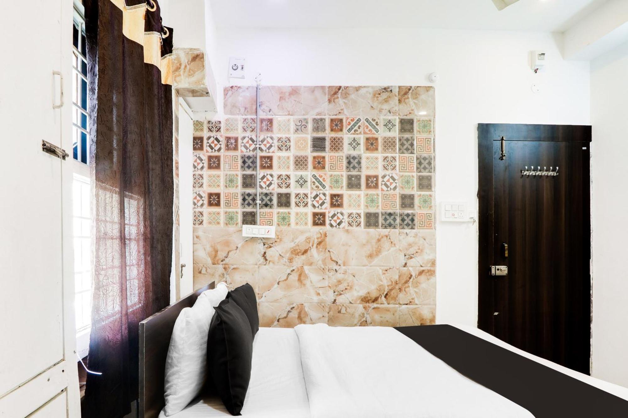 Hotel O City Inn Luxury Rooms Warangal Eksteriør billede